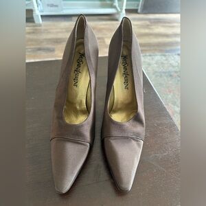 **** Yves Saint Laurent Size 10 Brown Silk and Linen Pumps - Like New!